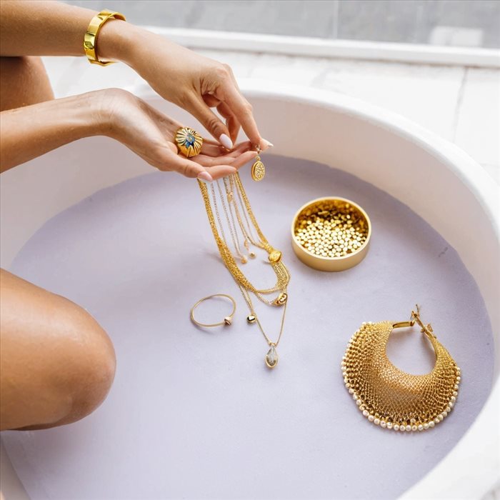Principaux Avantages des Bijoux d'Occasion pour Femmes