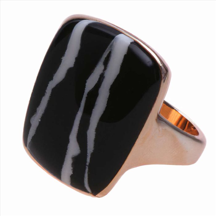 Bague onyx noir : homme ou femme, comment bien la choisir en argent 925 ?