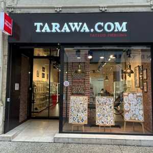 tarawa piercing tatouage , un tatoueur à Roanne