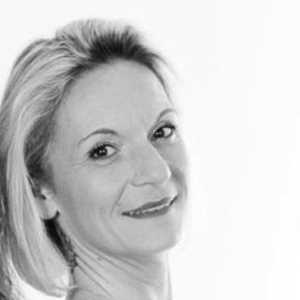 Stéphanie , un cosméticien à Reims