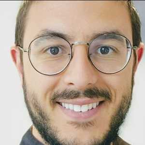 Raphaël , un praticien à Montigny-le-Bretonneux