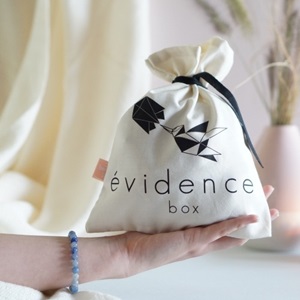 Box Évidence, un technicien en soins corporels à Thonon-les-Bains