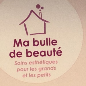 Titaina, un propriétaire d'institut de beauté à Yutz