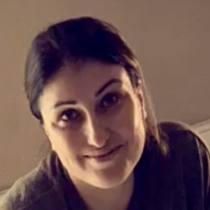 Jennifer, un propriétaire d'institut de beauté à Epinal